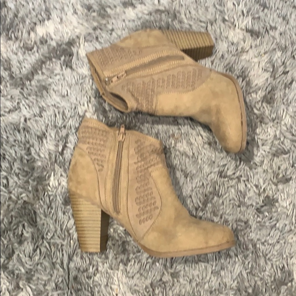 Anna boots